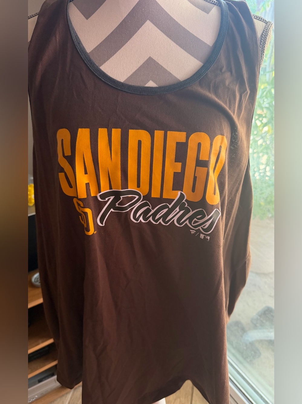 Men’s San Diego Padres Brown Tank Top with Yellow Logo 3xl NWT